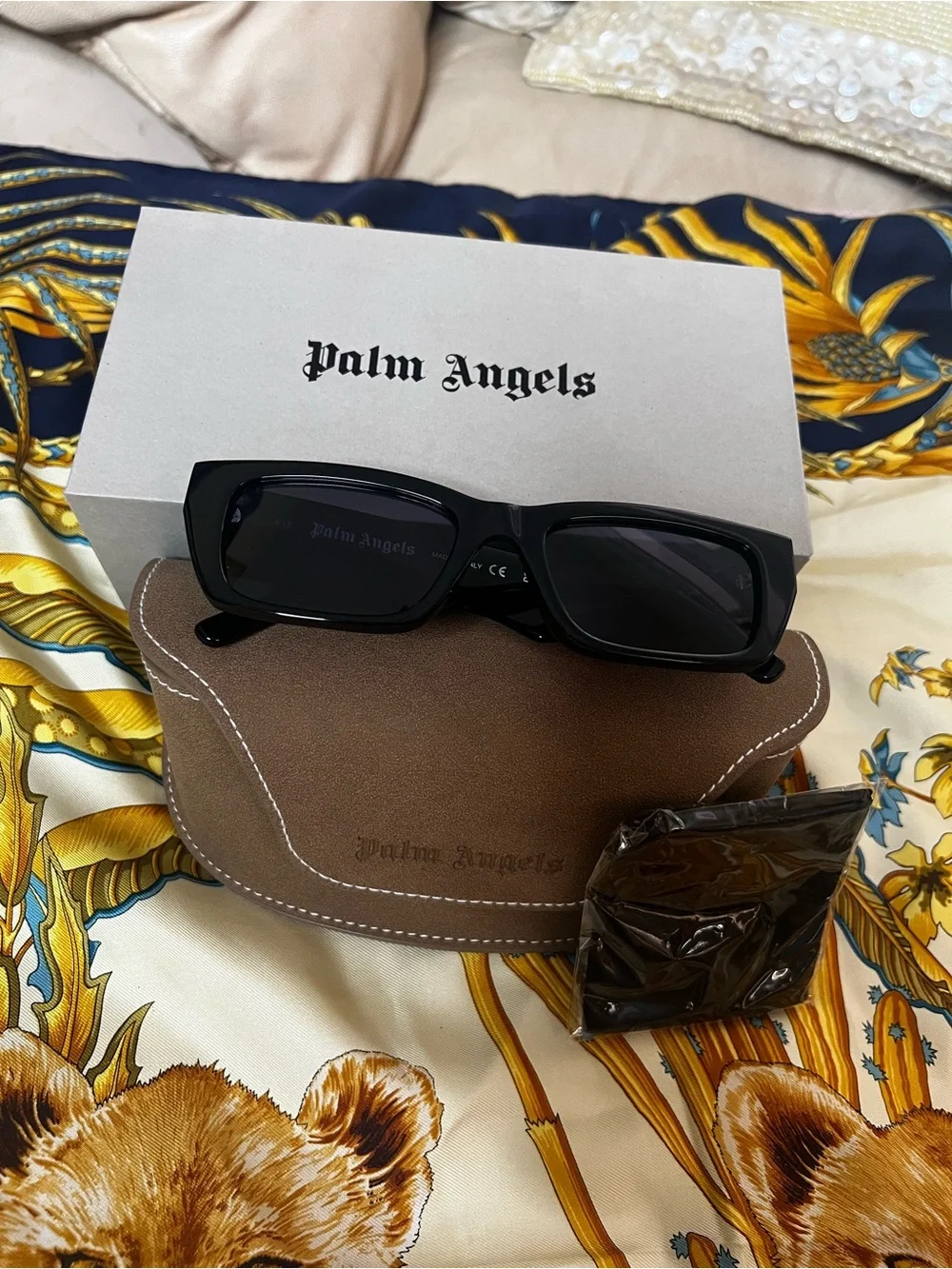 Palm Angels PERI002 PALM 1045 Black/Blue Sunglasses 53-19-145 Brand New Full Set